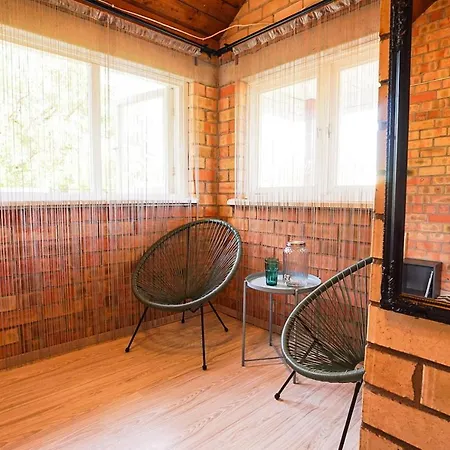 Surf Camp Hostel *